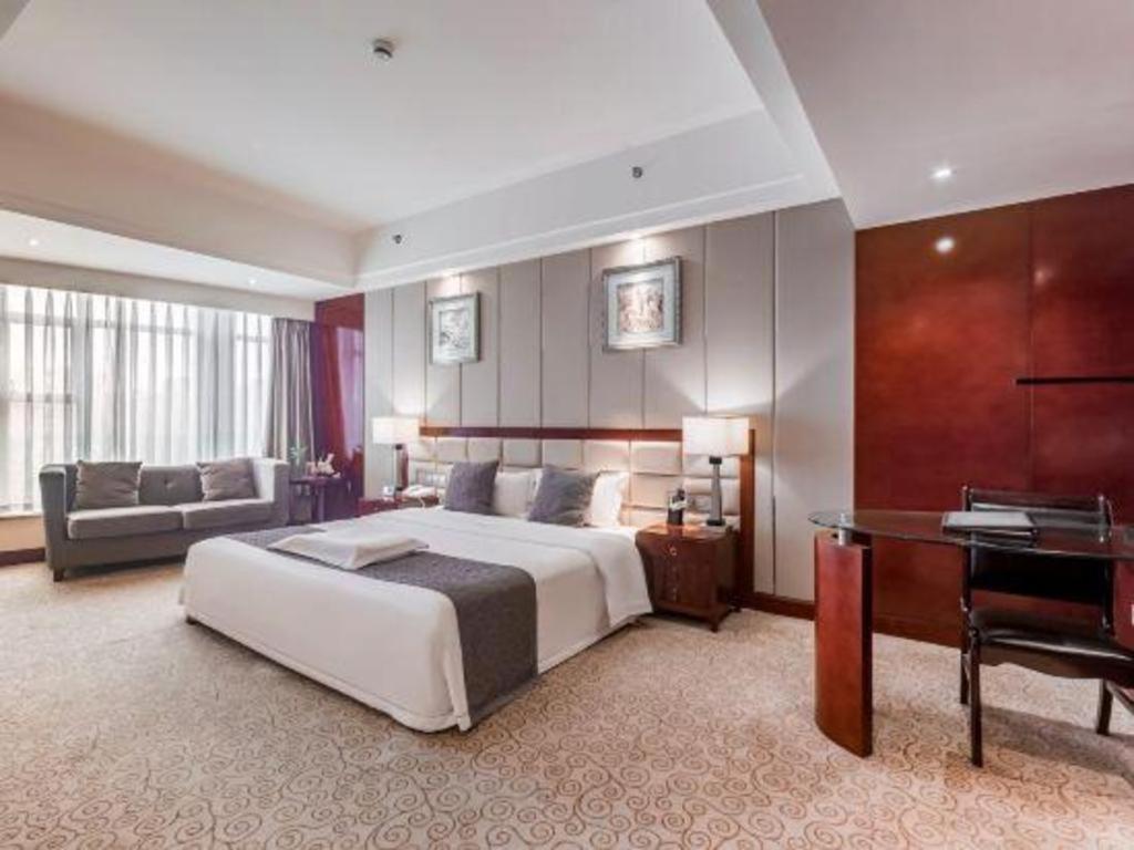 Chengdu Yinsheng International Hotel Supoqiao Exterior photo